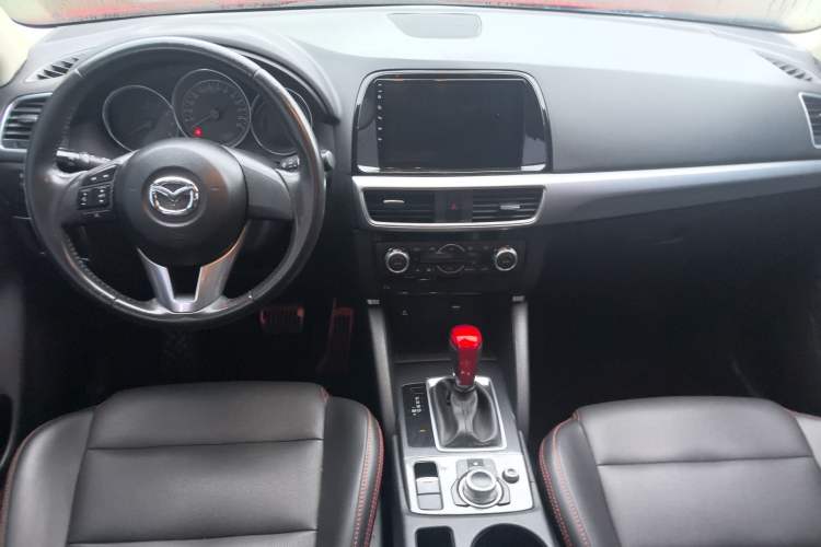 Used Mazda CX-5 2015 2.0L Automatic Two-Wheel Drive Urban Version Interior 3