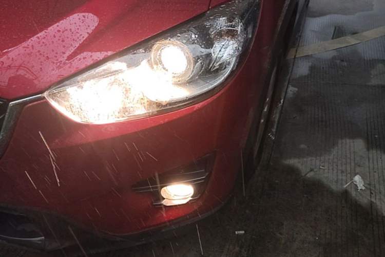 Used Mazda CX-5 2015 2.0L Automatic Two-Wheel Drive Urban Version Left Front Headlight