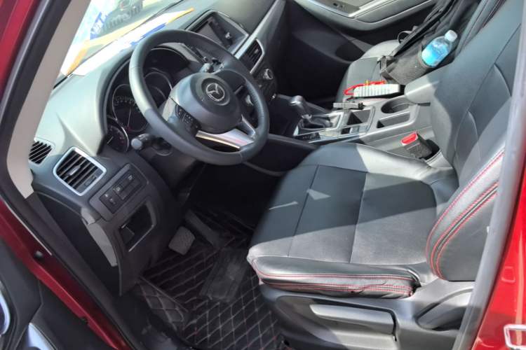 Used Mazda CX-5 2015 2.0L Automatic Two-Wheel Drive Urban Version Left Front Seat