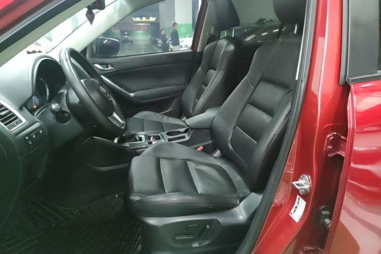 Used Mazda CX-5 2015 2.0L Automatic 4x4 Luxury Edition Left Front Seat
