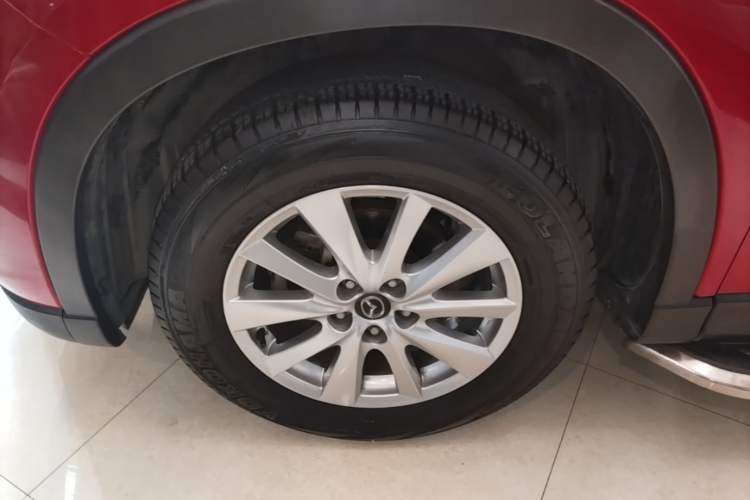 Used Mazda CX-5 2015 2.0L Automatic Two-Wheel Drive Urban Version Left Front Wheel Hub