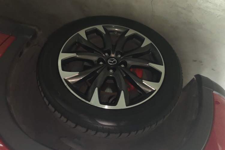 Used Mazda CX-5 2015 2.5L Automatic 4x4 Flagship Model Left Front Wheel Hub