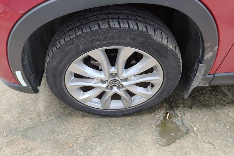 Used Mazda CX-5 2015 2.5L Automatic 4x4 Prestige Edition Left Front Wheel Hub