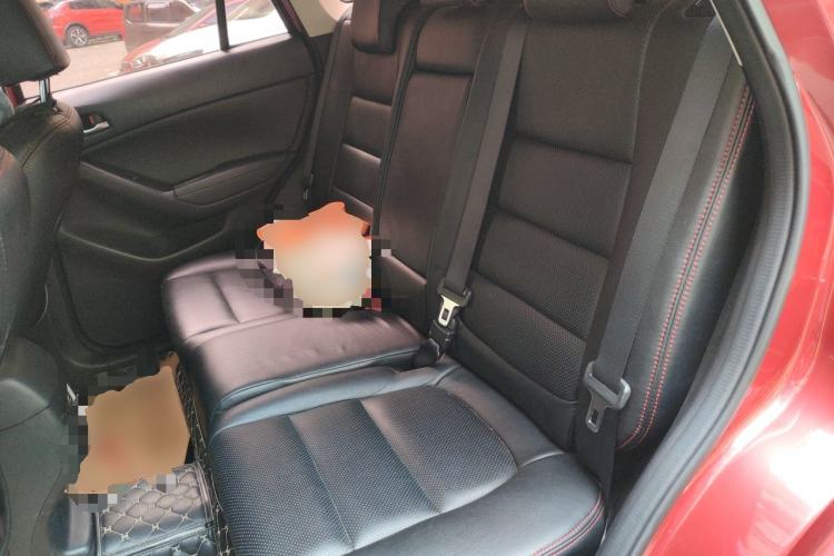 Used Mazda CX-5 2015 2.0L Automatic Two-Wheel Drive Urban Version Left Rear Seat
