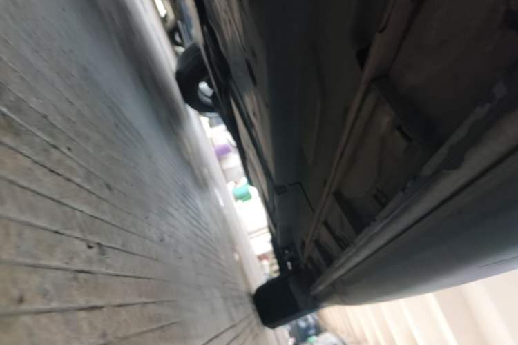 Used Mazda CX-5 2015 2.0L Automatic Two-Wheel Drive Urban Version Left Side Sill
