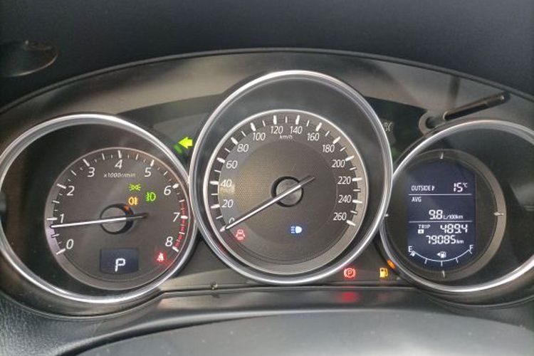 Used Mazda CX-5 2015 2.0L Automatic Two-Wheel Drive Urban Version Odometer Close Up