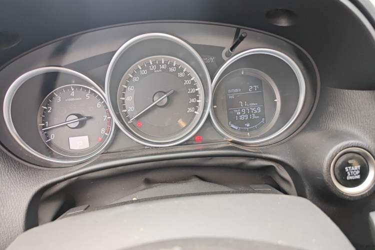 Used Mazda CX-5 2015 2.0L Automatic Two-Wheel Drive Urban Version Odometer Close Up