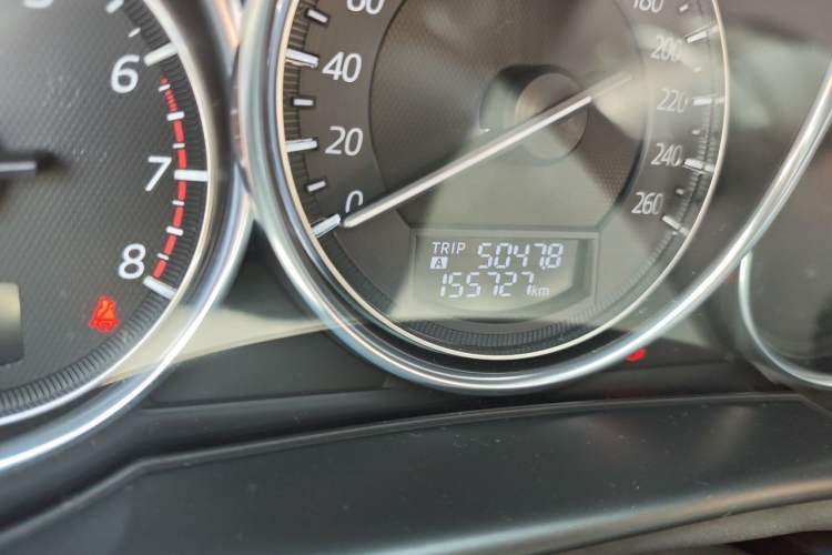 Used Mazda CX-5 2015 2.5L Automatic 4x4 Prestige Edition Odometer Close Up