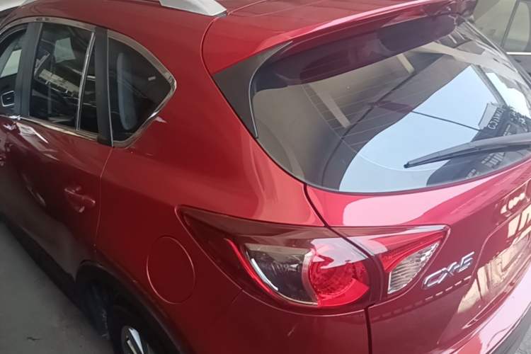 Used Mazda CX-5 2015 2.0L Automatic Two-Wheel Drive Urban Version Rear Left 45 Deg