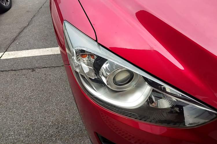 Used Mazda CX-5 2015 2.0L Automatic Two-Wheel Drive Urban Version Right Front Headlight