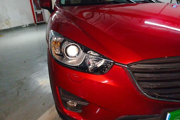 Used Mazda CX-5 2015 2.5L Automatic 4x4 Flagship Model Right Front Headlight