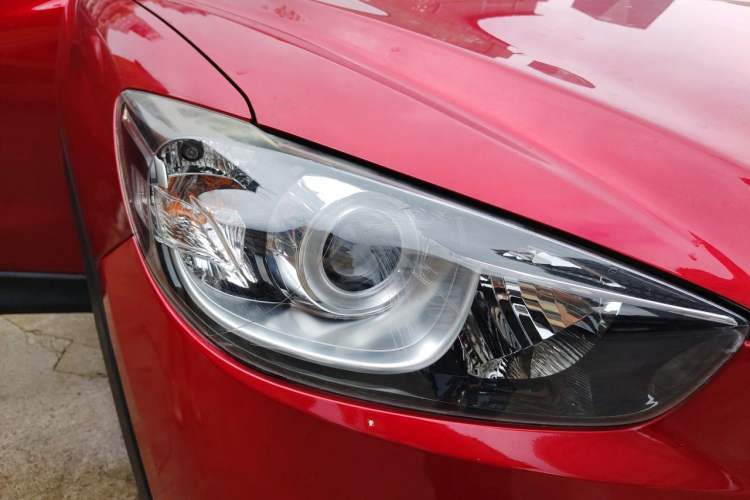 Used Mazda CX-5 2015 2.0L Automatic Two-Wheel Drive Urban Version Right Front Headlight