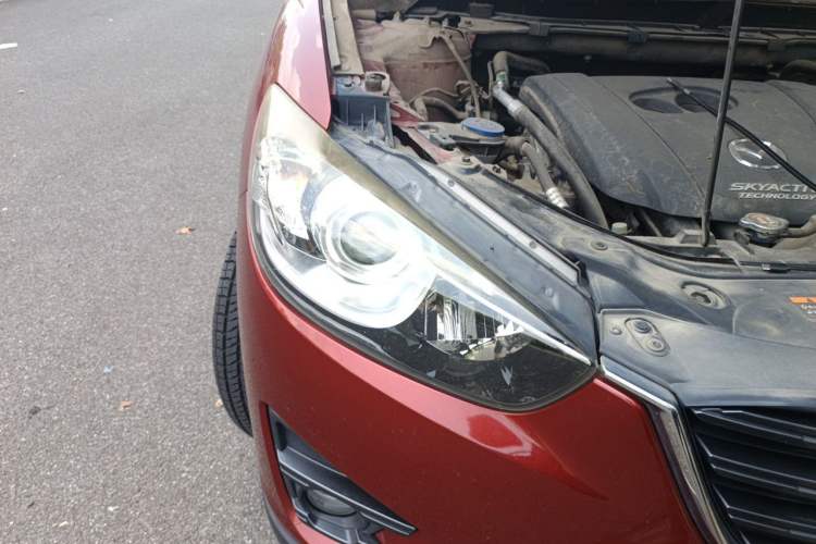 Used Mazda CX-5 2015 2.0L Manual Two-Wheel Drive Comfort Version Right Front Headlight