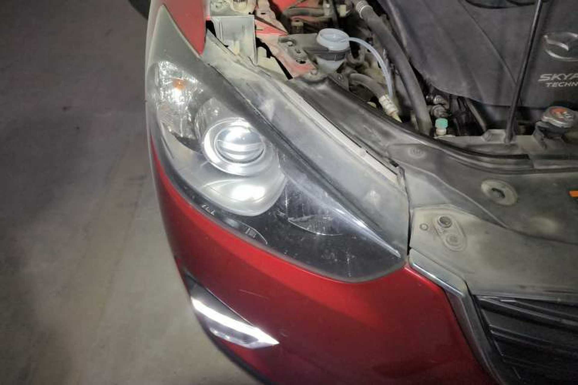 Used Mazda CX-5 2015 2.0L Automatic Two-Wheel Drive Urban Version Right Front Headlight