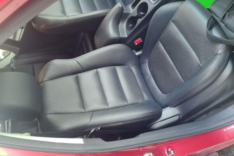 Used Mazda CX-5 2015 2.5L Automatic 4x4 Prestige Edition Right Front Seat