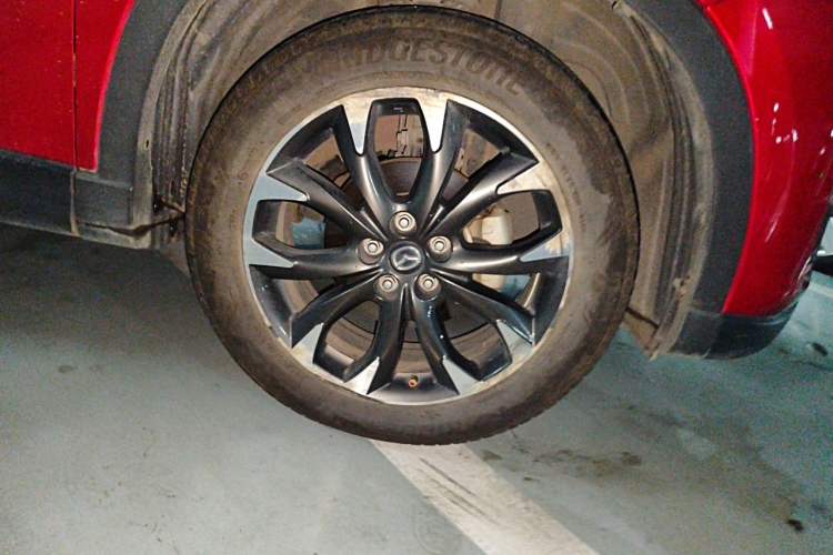 Used Mazda CX-5 2015 2.5L Automatic 4x4 Flagship Model Right Front Wheel Hub