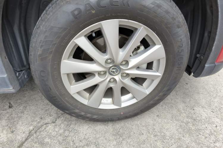 Used Mazda CX-5 2015 2.0L Automatic Two-Wheel Drive Urban Version Right Front Wheel Hub