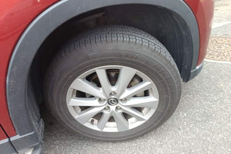 Used Mazda CX-5 2015 2.0L Manual Two-Wheel Drive Comfort Version Right Front Wheel Hub