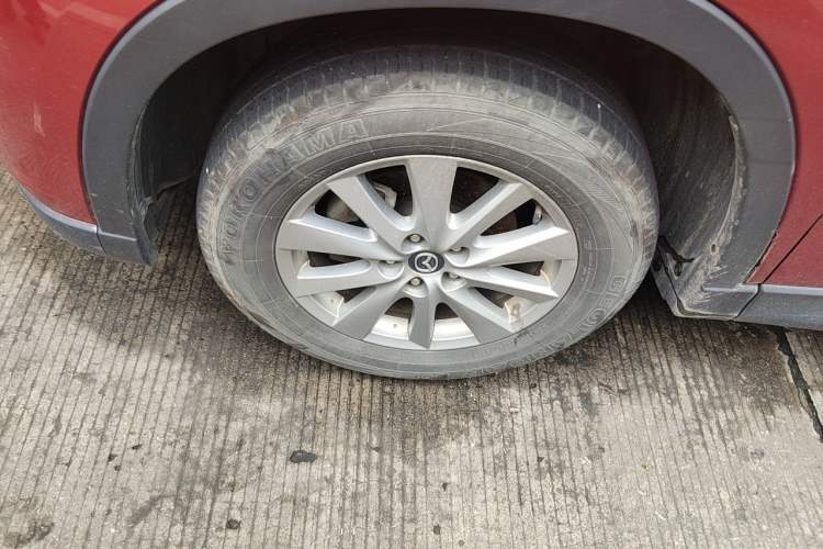Used Mazda CX-5 2015 2.0L Automatic 4x4 Luxury Edition Right Front Wheel Hub
