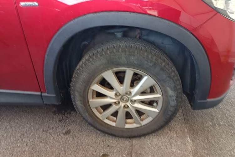 Used Mazda CX-5 2015 2.0L Automatic 4x4 Luxury Edition Right Front Wheel Hub