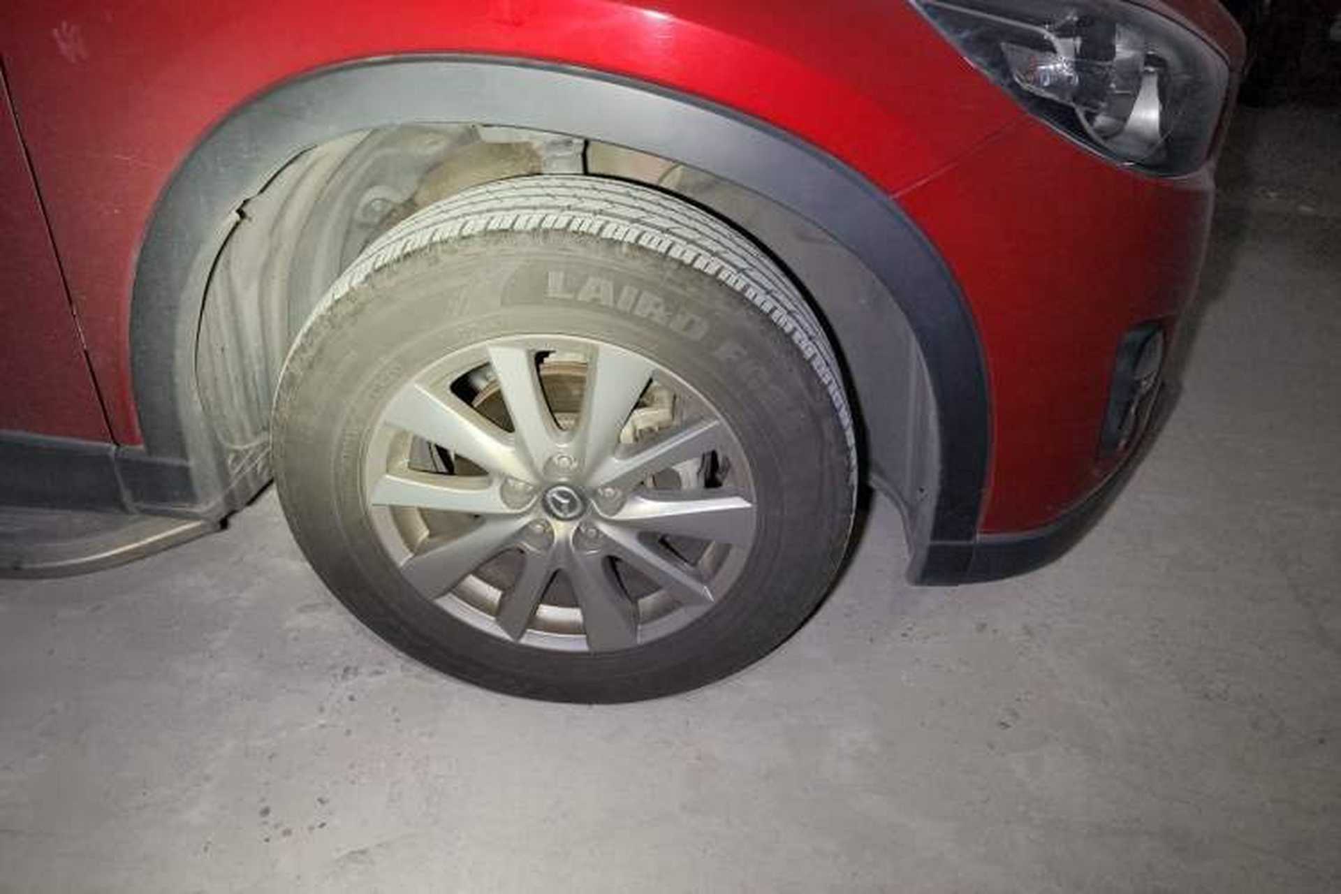 Used Mazda CX-5 2015 2.0L Automatic Two-Wheel Drive Urban Version Right Front Wheel Hub