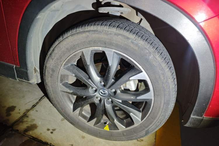 Used Mazda CX-5 2015 2.5L Automatic 4x4 Prestige Edition Right Front Wheel Hub