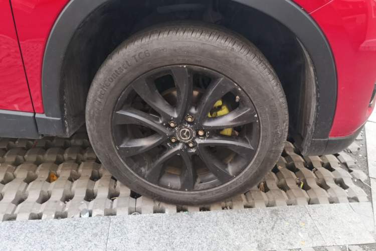 Used Mazda CX-5 2015 2.5L Automatic 4x4 Prestige Edition Right Front Wheel Hub