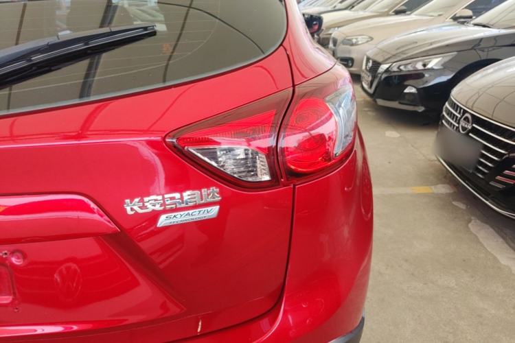 Used Mazda CX-5 2015 2.0L Automatic Two-Wheel Drive Urban Version Right Rear Taillight