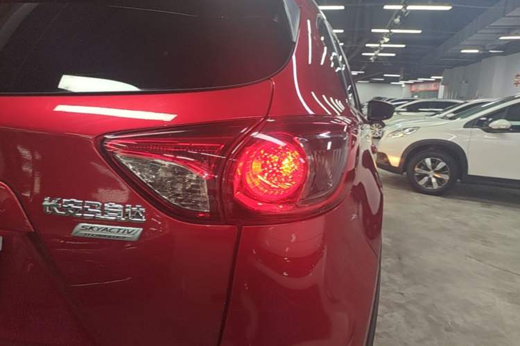 Used Mazda CX-5 2015 2.5L Automatic 4x4 Flagship Model Right Rear Taillight