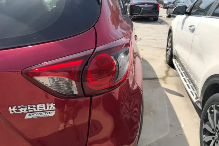 Used Mazda CX-5 2015 2.0L Automatic Two-Wheel Drive Urban Version Right Rear Taillight