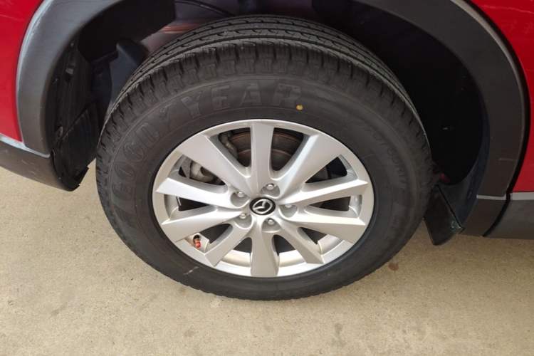 Used Mazda CX-5 2015 2.0L Automatic Two-Wheel Drive Urban Version Right Rear Wheel Hub