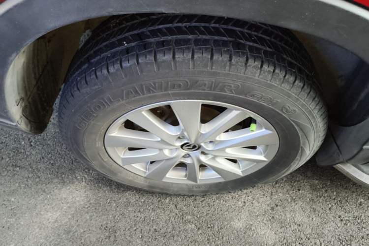 Used Mazda CX-5 2015 2.0L Automatic Two-Wheel Drive Urban Version Right Rear Wheel Hub