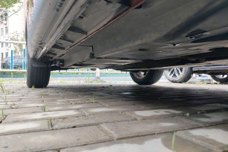 Used Mazda CX-5 2015 2.5L Automatic 4x4 Prestige Edition Right Side Sill