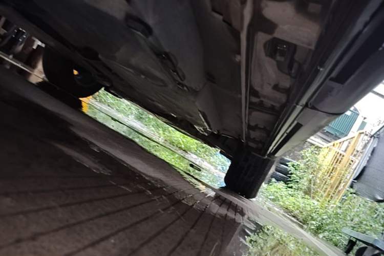 Used Mazda CX-5 2015 2.0L Automatic Two-Wheel Drive Urban Version Right Side Sill