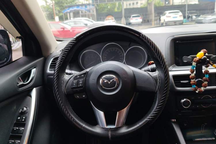 Used Mazda CX-5 2015 2.0L Automatic Two-Wheel Drive Urban Version Steering Wheel