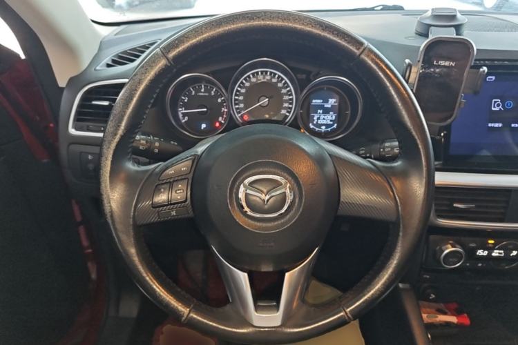 Used Mazda CX-5 2015 2.0L Automatic Two-Wheel Drive Urban Version Steering Wheel