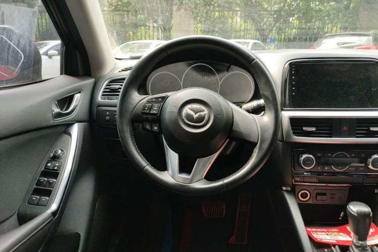 Used Mazda CX-5 2015 2.0L Automatic Two-Wheel Drive Urban Version Steering Wheel