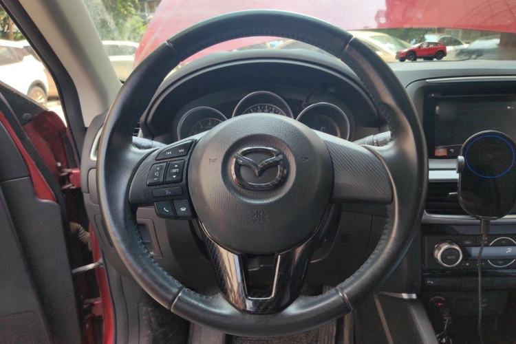 Used Mazda CX-5 2015 2.0L Automatic Two-Wheel Drive Urban Version Steering Wheel