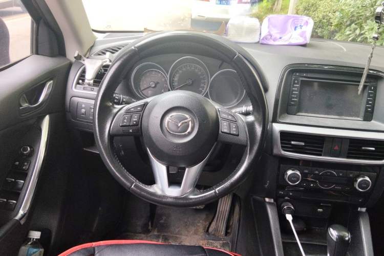 Used Mazda CX-5 2015 2.0L Automatic 4x4 Luxury Edition Steering Wheel
