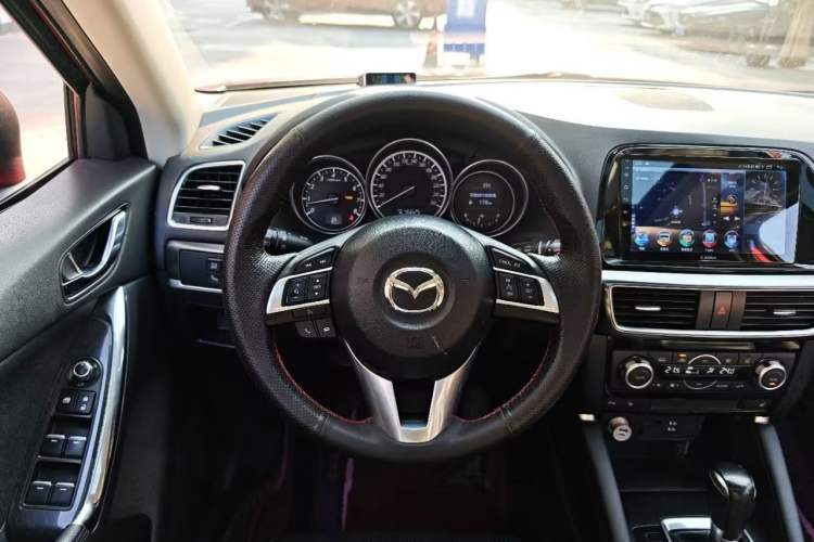 Used Mazda CX-5 2015 2.5L Automatic 4x4 Flagship Model Steering Wheel