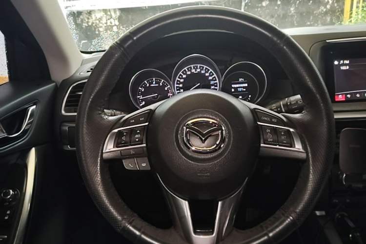 Used Mazda CX-5 2015 2.5L Automatic 4x4 Prestige Edition Steering Wheel