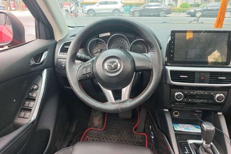 Used Mazda CX-5 2015 2.0L Automatic Two-Wheel Drive Urban Version Steering Wheel