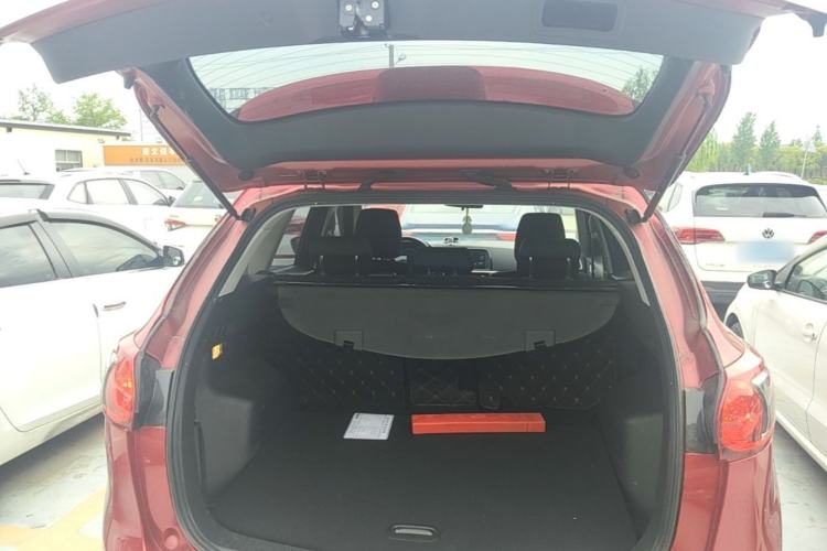 Used Mazda CX-5 2015 2.0L Automatic Two-Wheel Drive Urban Version Trunk