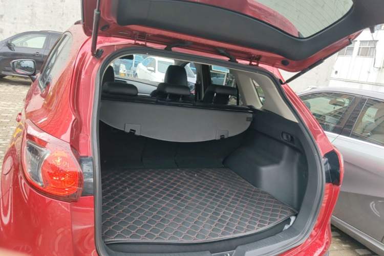 Used Mazda CX-5 2015 2.5L Automatic 4x4 Prestige Edition Trunk