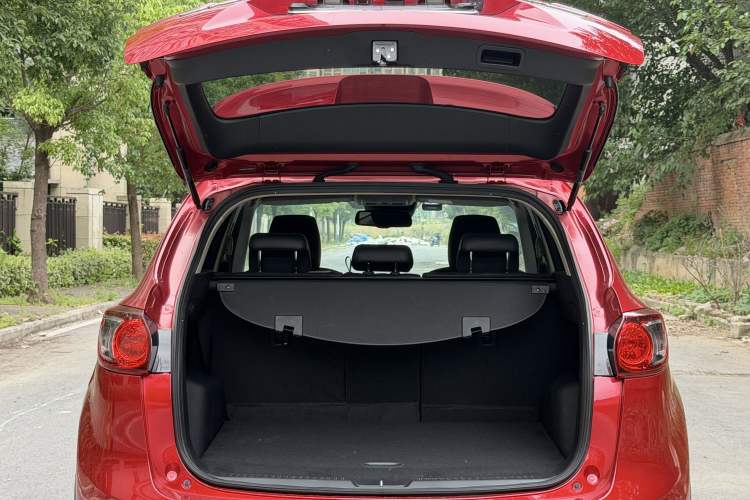 Used Mazda CX-5 2015 2.5L Automatic 4x4 Flagship Model Trunk