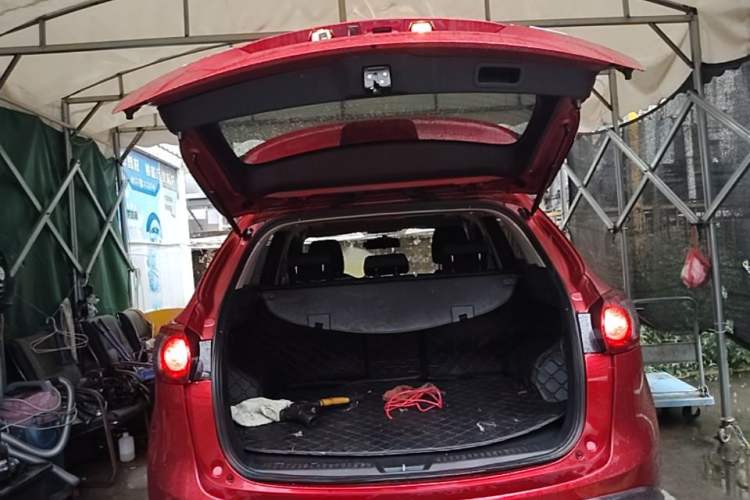 Used Mazda CX-5 2015 2.0L Automatic Two-Wheel Drive Urban Version Trunk