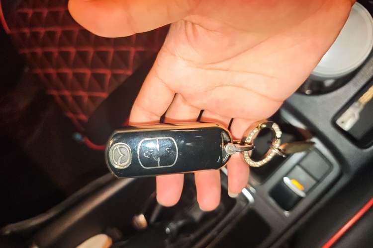 Used Mazda CX-5 2015 2.0L Automatic Two-Wheel Drive Urban Version Vehicle Key