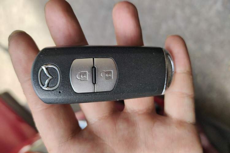 Used Mazda CX-5 2015 2.0L Automatic Two-Wheel Drive Urban Version Vehicle Key