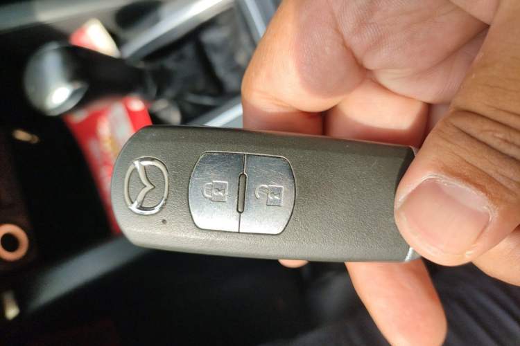 Used Mazda CX-5 2015 2.0L Automatic Two-Wheel Drive Urban Version Vehicle Key