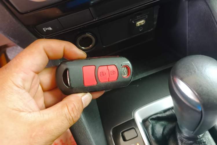 Used Mazda CX-5 2015 2.0L Automatic Two-Wheel Drive Urban Version Vehicle Key